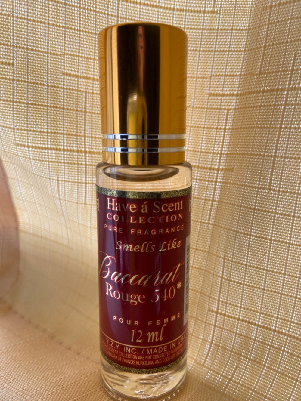 New !! Smells Like Baccarat Rouge 540 Rollerball -